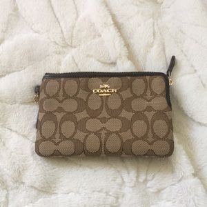 🌺NWT🌺  Coach wristlet